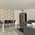 Benabola & 4*