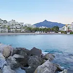 Benabola &