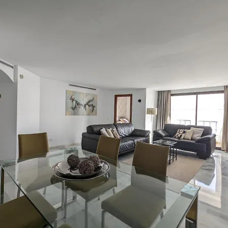 Benabola & 4* Marbella