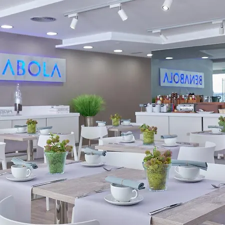 Benabola & Aparthotel Marbella