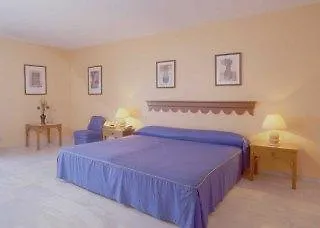 Appart hôtel Benabola & 4*