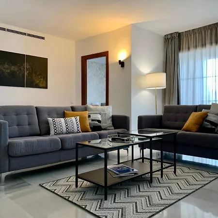 Benabola & Aparthotel 4*