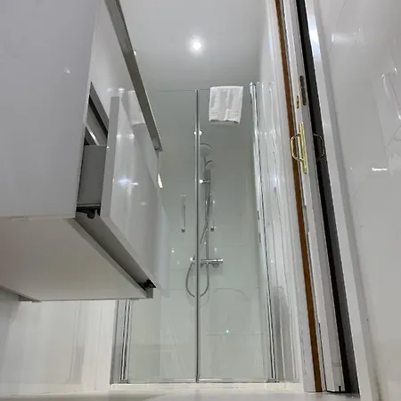 Aparthotel Benabola & 4*