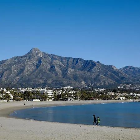 アパートホテル ベナボラ ホテル＆スイーツ 4*