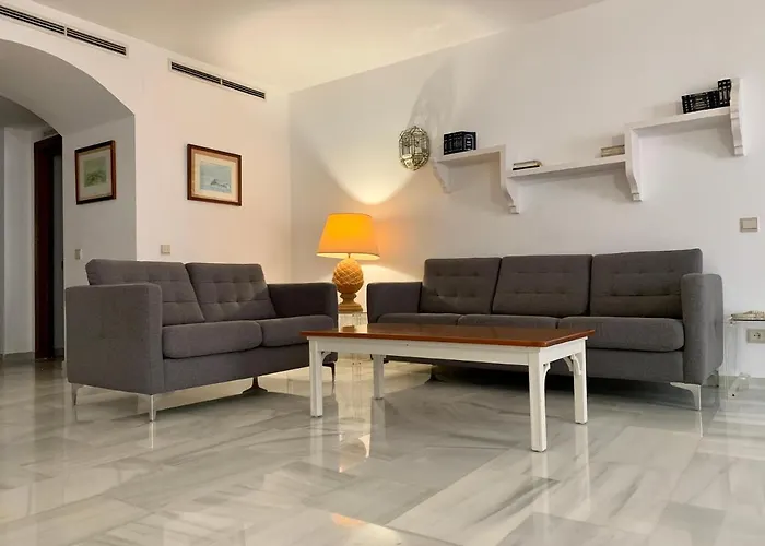 Apartmanhotel Benabola & 4*