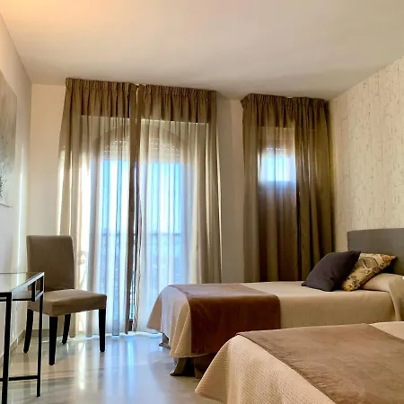 Benabola & 4* Marbella