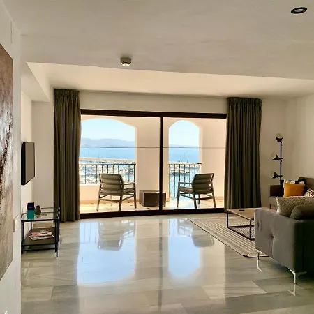 Benabola & Apart-hotel 4*