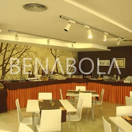 Benabola & Апарт-отель Марбелья